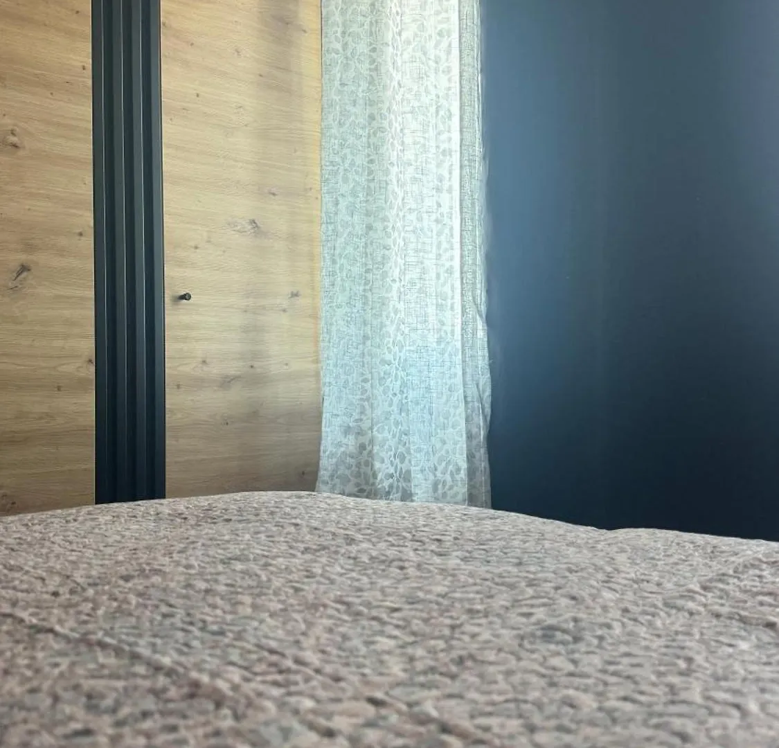 شقة Umbrella House تيرانا